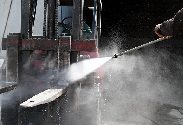 Best Deck Cleaning Services  in Singac, NJ